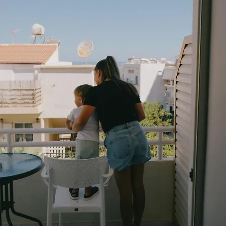 Отель Kumba In Nea Chora *